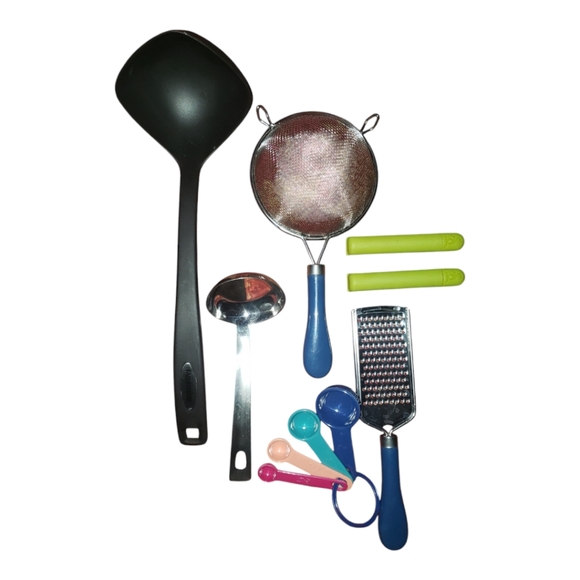 Kitchen Utensil Bundle - Picture 1 of 7